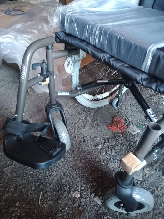 Инвалидное кресло