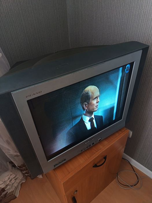 Телевизор самсунг
