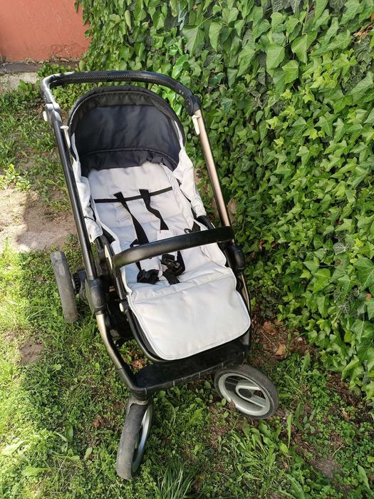 БЕБЕШКА КОЛИЧКА 2 В 1 MUTSY EVO