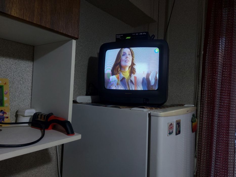 Цветной телевизор Daewoo