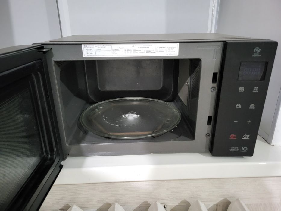Микроволновая печь LG