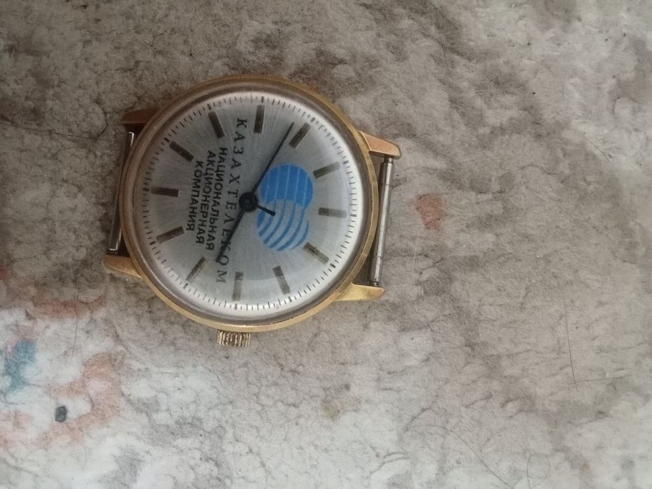 Продам часы механические