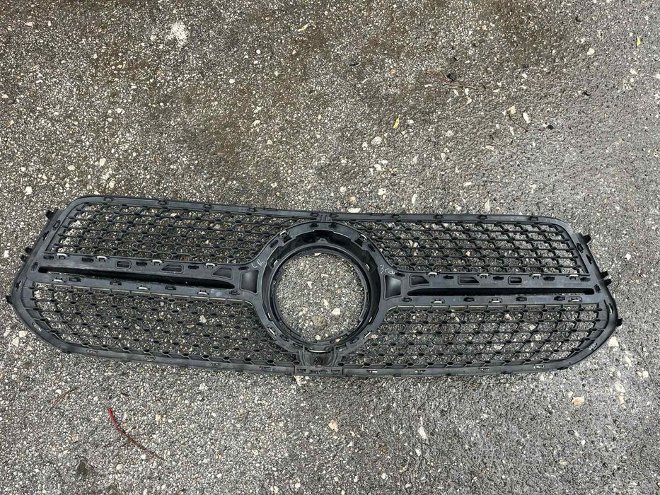 Оригинална решетка за Мерцедес GLE 167