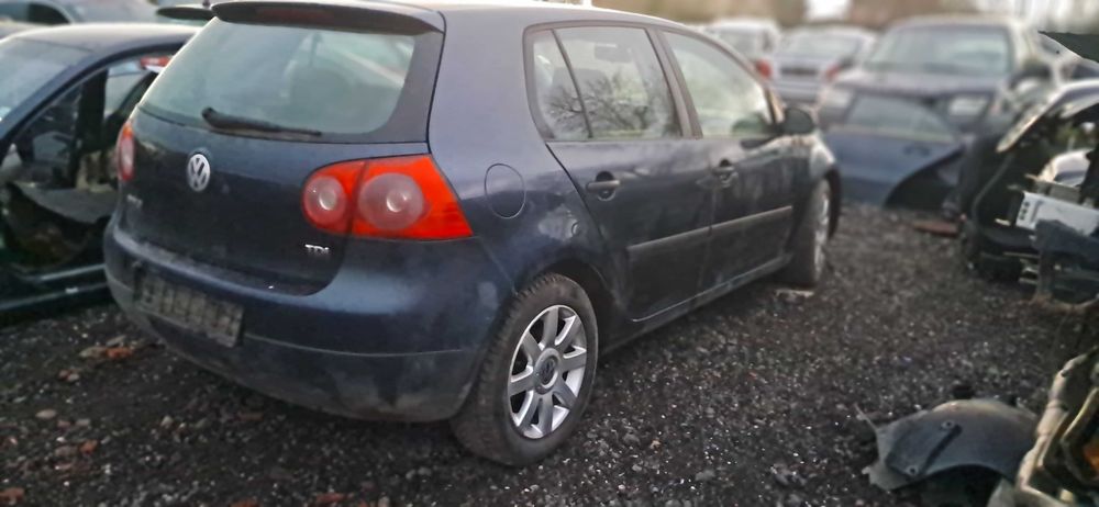 Vw голф 5 1.9тди 105к.с. ръчка 5 скорости на части