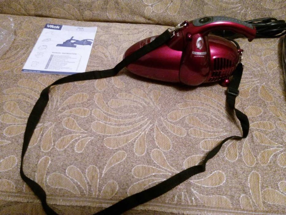 мини пылесос Vitek VT-1820R Shark