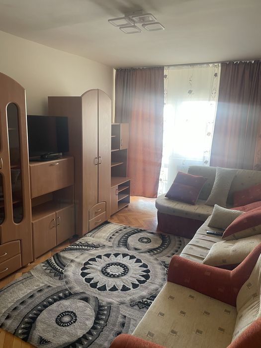 Apartament 2 camer de inchiriat etaj 2 deasupra la CEC