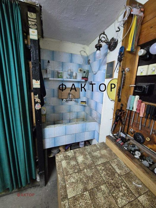 Многостаен апартамент в К. Париж