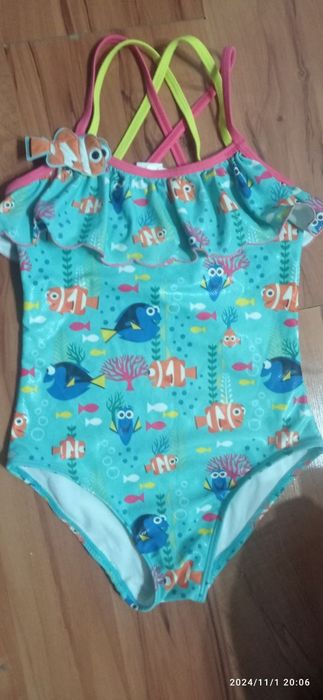 Kupalnik. Qizchalar uchun.