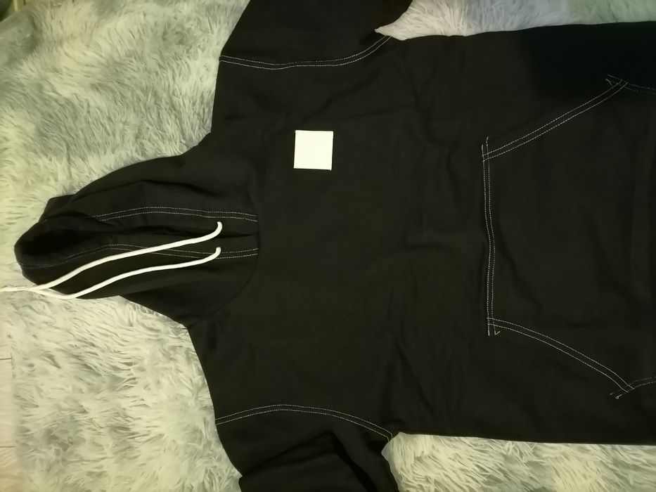 Hanorac negru simplu