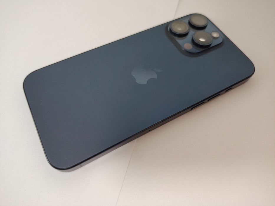 OFERTĂ! Telefon iPhone 15 Pro MAX