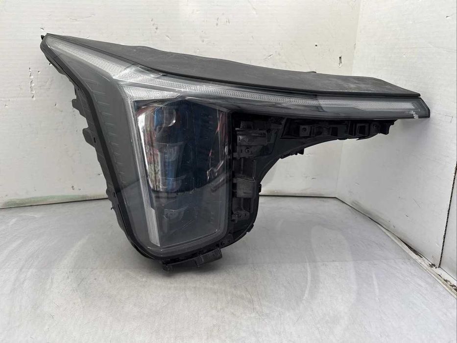 Фара левый и правый Соренто 24-25