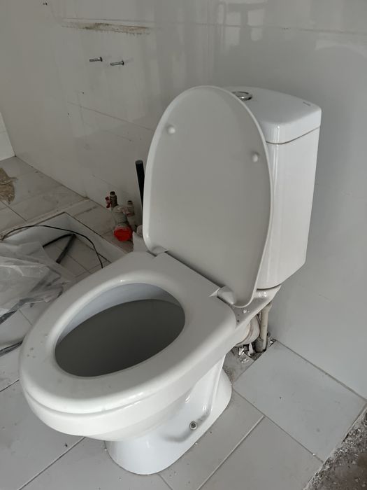 Унитаз в отличном состояние