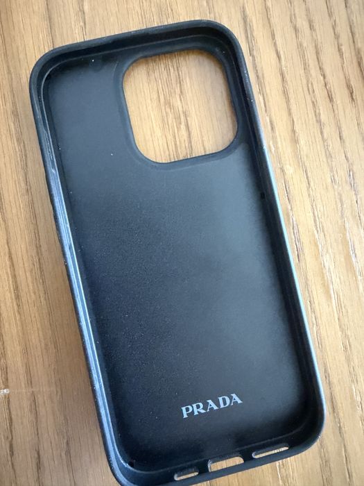 Iphone 15 /16 pro Prada кожен кейс закупуван от магазин на Prada