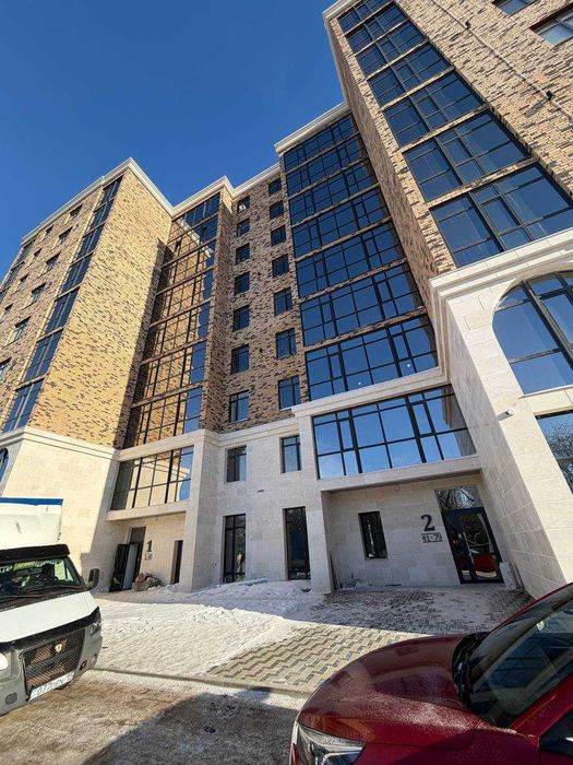 Продам 3- ком. кв в р-н Изюминки