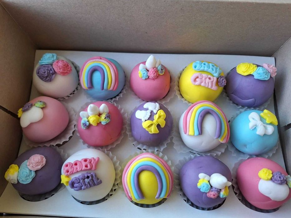 Кейкпопс и попсикълс за вашия сладък бар