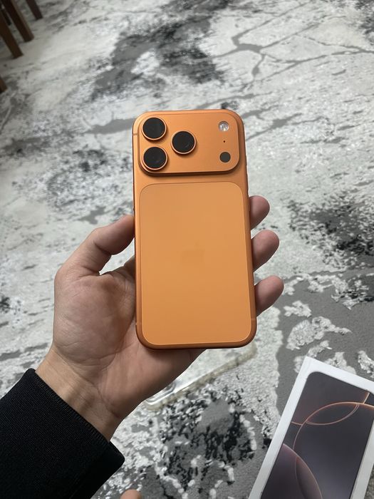 Iphone 17 pro LLA icloud