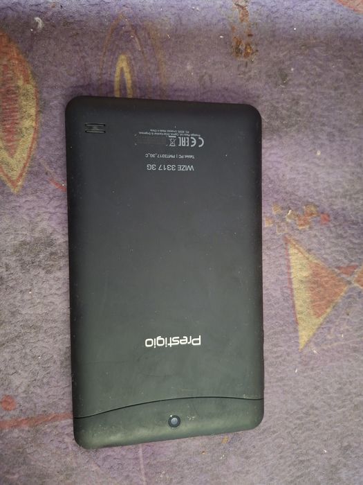 два старых планшета