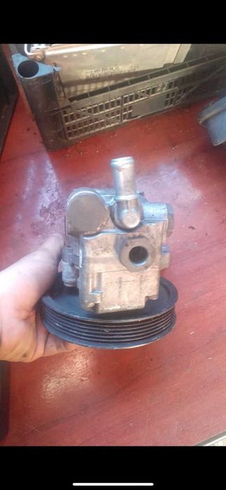 pompa servo bmw 530d