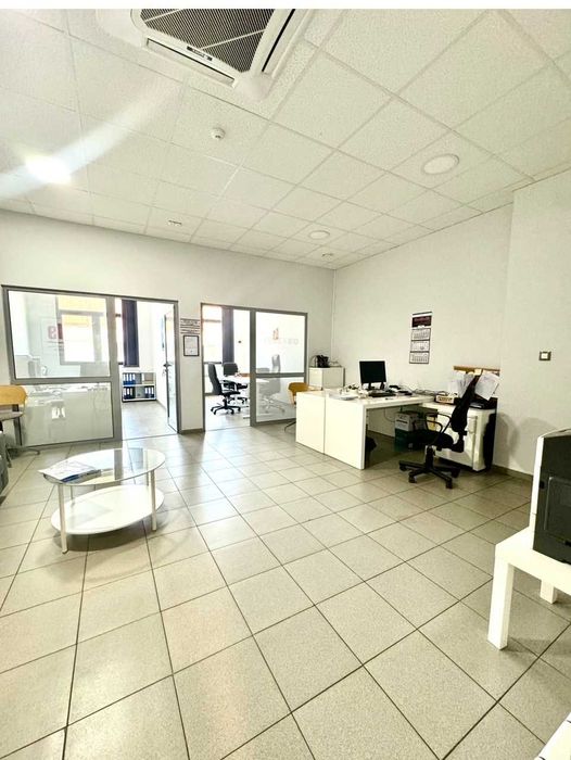 Дава се под наем Офис в с. Равно поле, Област София-област - 95 кв.м за 622.2 € - Снимка #2