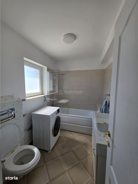 Casa moderna - Tunari - 4 camere - 4 bai - 150mp - 200mp curte