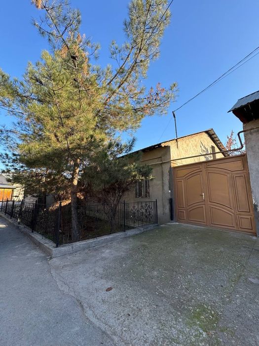 Продаётся дом 4,5 сотки в миробадском районе