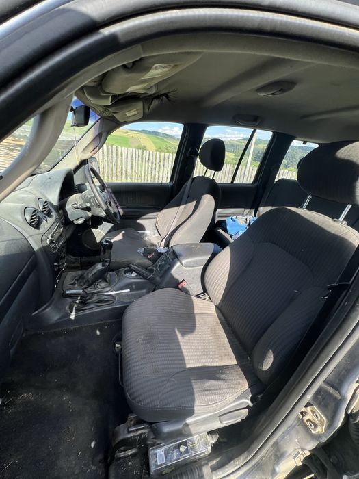 JEEP Cherokee 0 — imagine 4