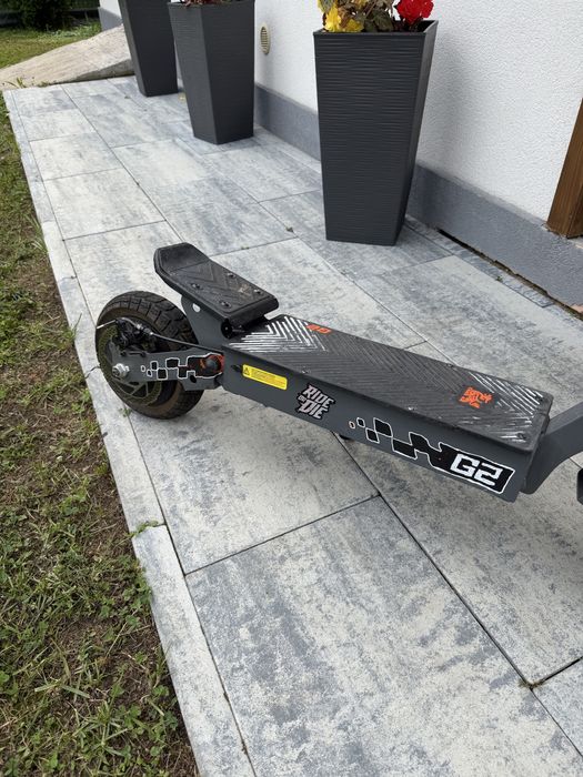Trotineta kukirin g2