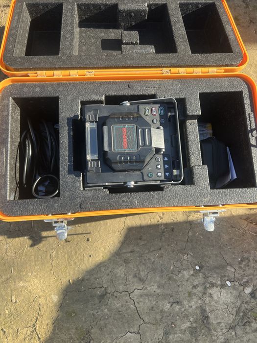 Aparat sudura fibra optica Fusion Splicer