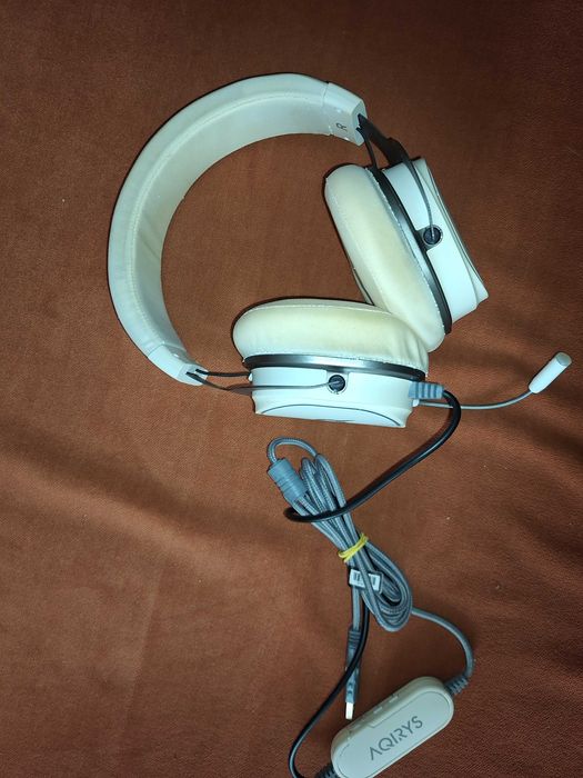 Casti AQIRYS Altair cu fir, telecomanda/fir, USB