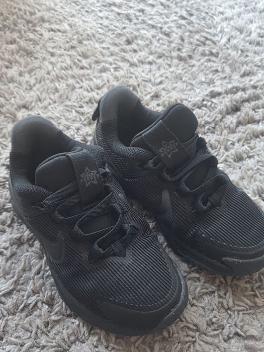 Nike 28 размер детски маратонки