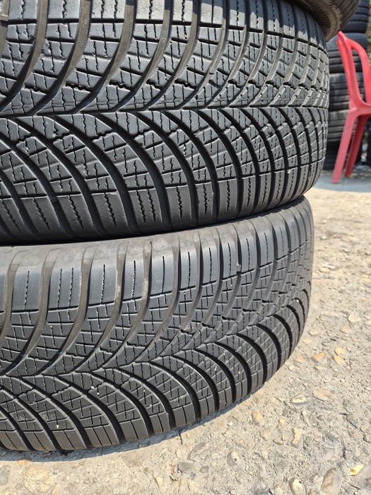 4бр. 235 55 19 Goodyear всесезонни.