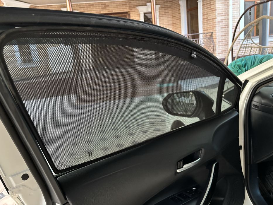 Солнцезащитные шторки от Lutor в оригинале