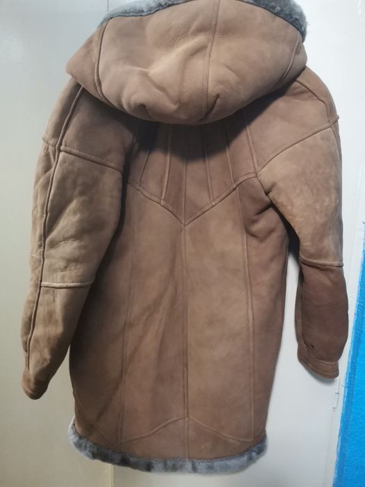 Cojoc de blană cu glugă