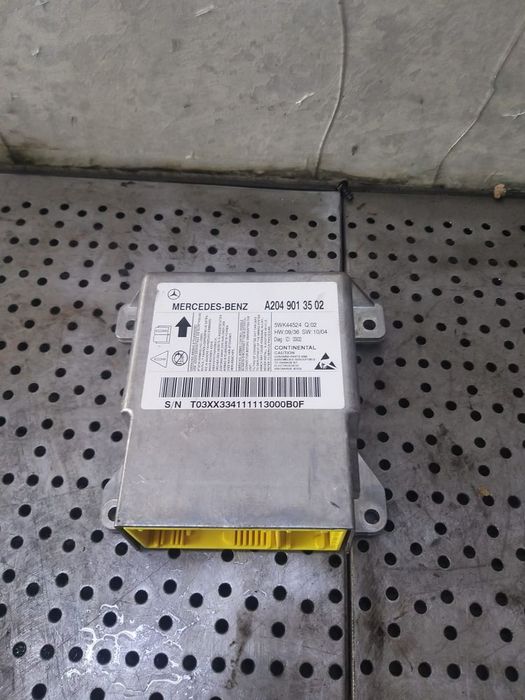 Modul calculator airbag mercedes c class w204 a2049013502