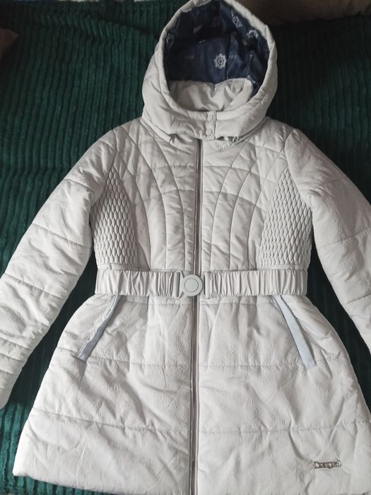 Продам куртку зимнию