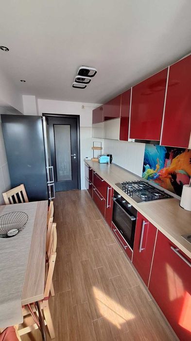 Apartament 2 camere, decomandat, 50 mp utili, etaj 4/4, zona Eden