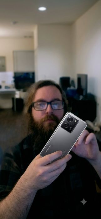 Ронни макнат х Xiaomi 17T colabaration