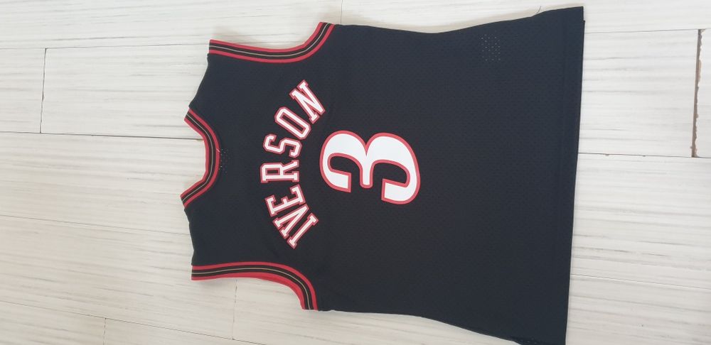 Mitchell & Ness Philadelphia NBA Allen Iverson #3  Mens  M НОВО