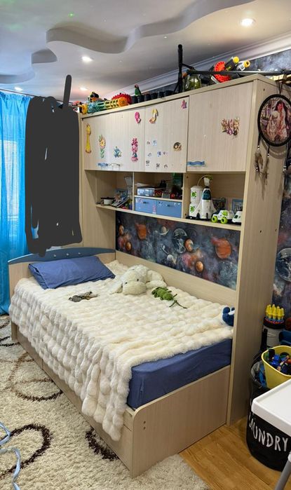 Продам кровать со стенкой