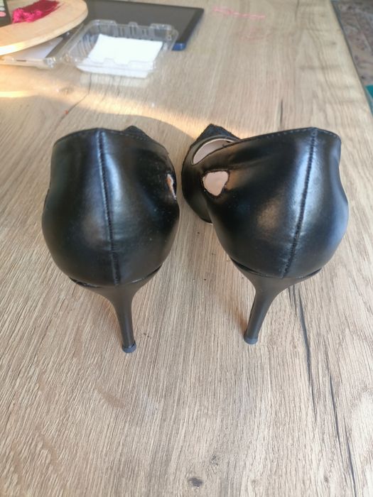 Продам туфли женские.