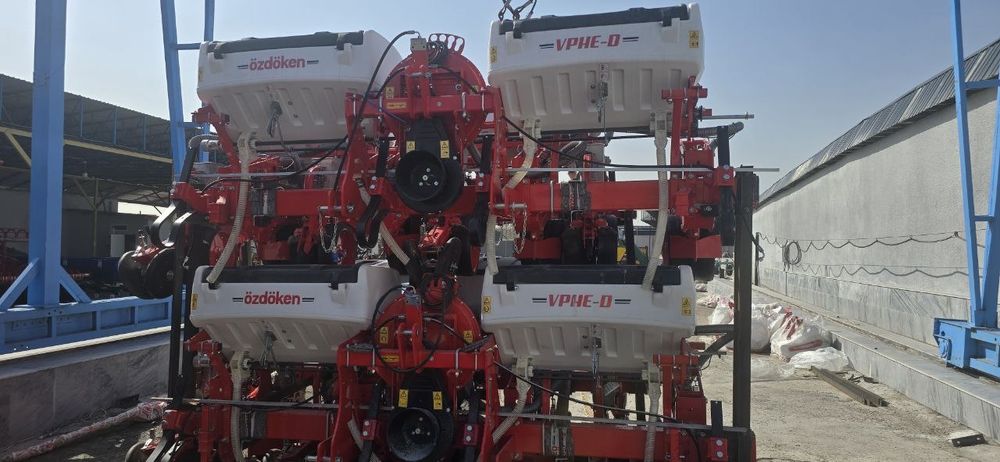 Paxta va makkajoxori va boshqa dukakli mahsulotlarni ekish seyalkasi