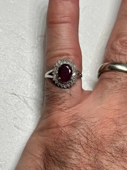 INEL AUR alb 18K + RUBIN = 2.50ct + 42 Diamante = 0.40ct - Vintage !