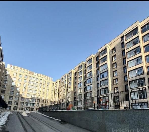 Продается  3 комнатная квартира