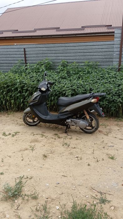 Продам скутер Фиеро