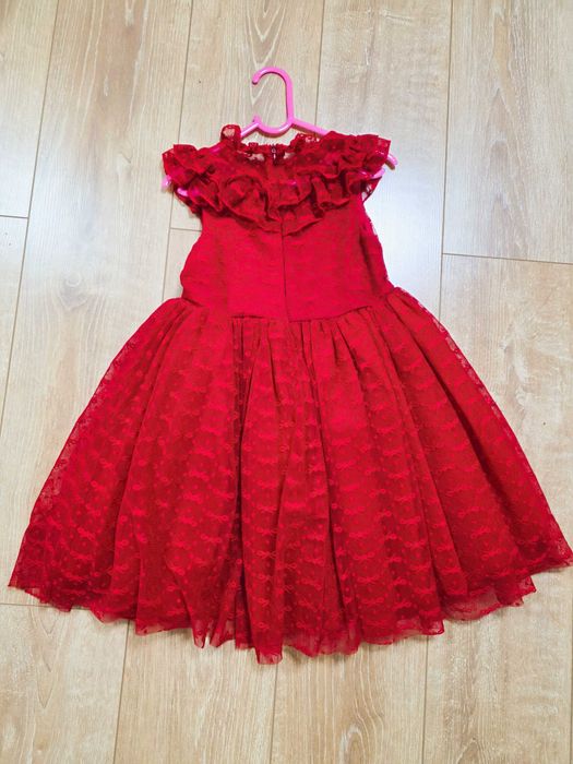 Rochie mărimea 122 ,de ocazie, roșie, fete 7 ani, voluminoasă