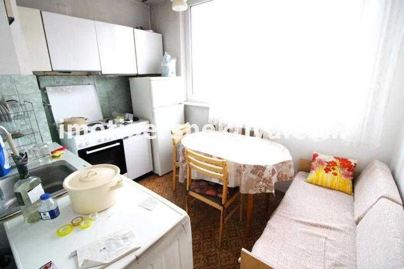 реф.18390 Три отделни стаи, среден етаж-Гагарин!