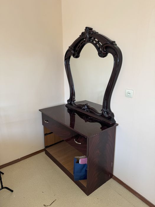 Спальный гарнитур италия