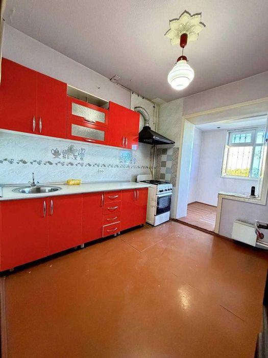 Продаю квартиру.ЮНУСАБАД-4 АВТОСАЛОН 4\7\9 ,96 м²