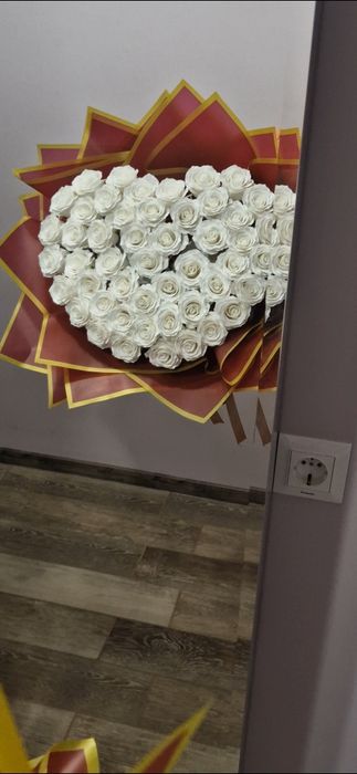 Букет във формата на сърце от 49 сапунени рози