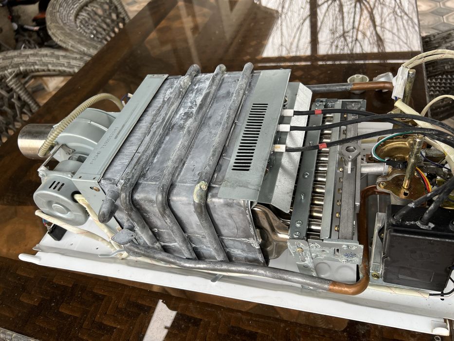 Газовый водонагреватель